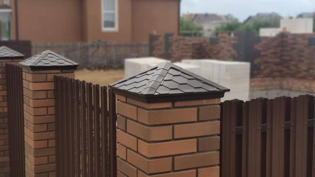 Колпак Zking Эверест Коричневый на столб 1.5х1.5 кирпича (390х390мм) в Новокузнецке фото