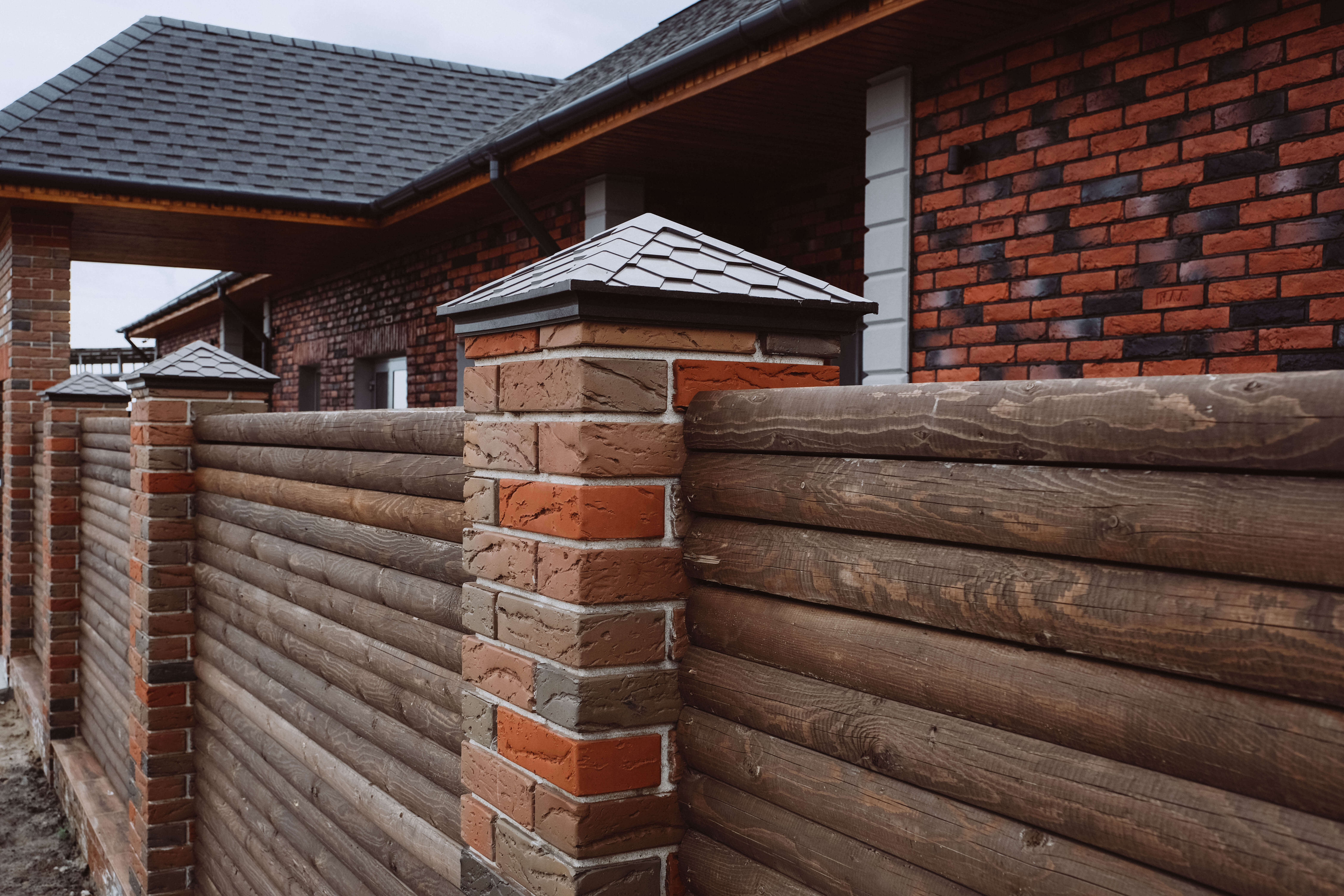 Колпак Zking Эверест Коричневый на столб 1.5х1.5 кирпича (390х390мм) в Новокузнецке фото