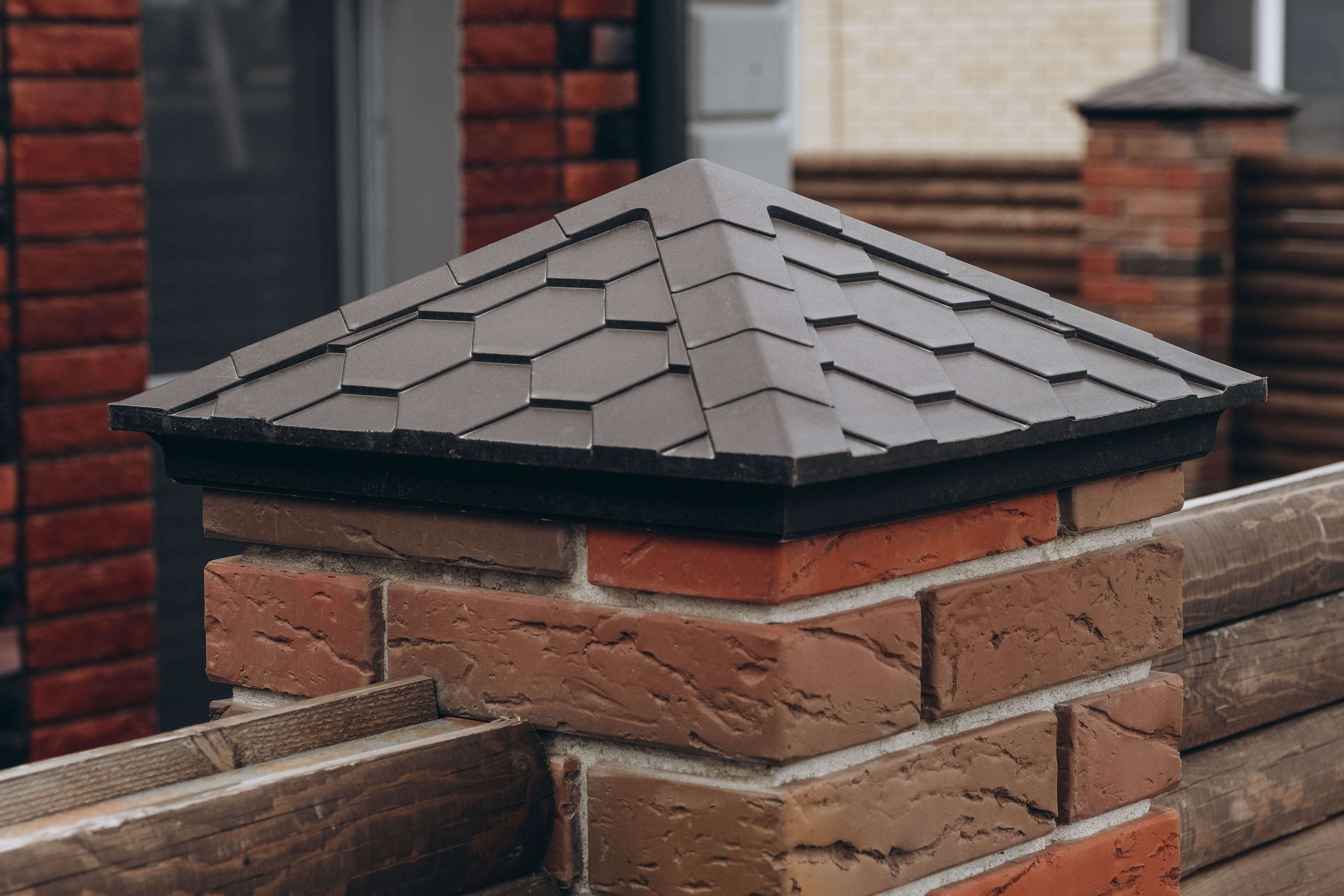 Колпак Zking Эверест Коричневый на столб 1.5х1.5 кирпича (390х390мм) в Новокузнецке фото