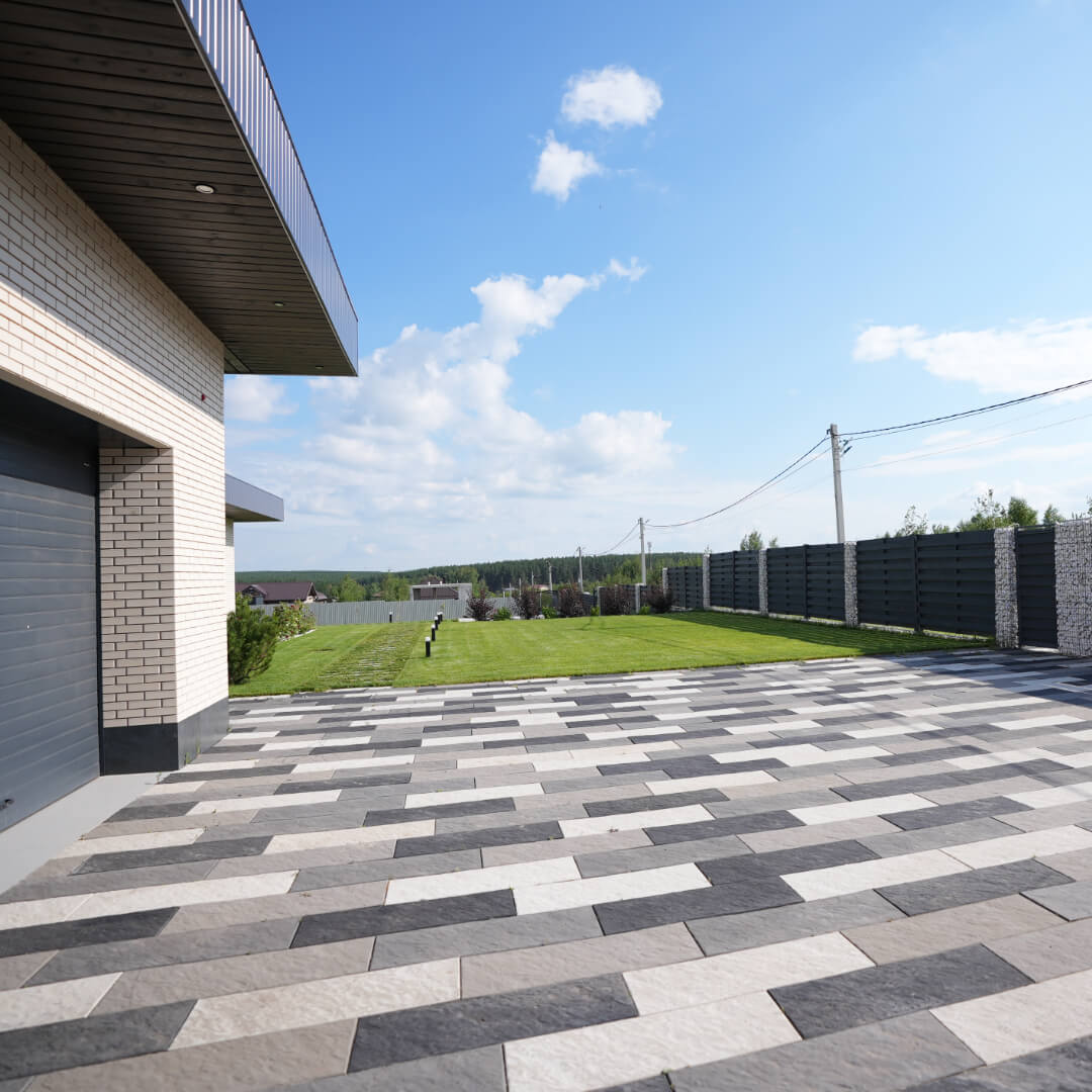 Шаговая плита STONE Светлая Галька 990х330х55мм в Новокузнецке фото